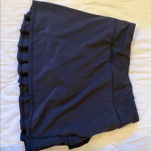 Lululemon black skort